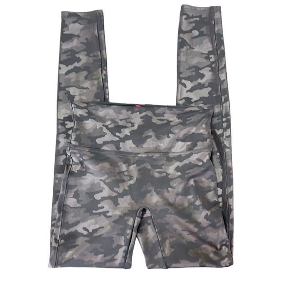 SPANX Black Gray Faux Leather Camo Print Leggings Size S - Picture 1 of 14